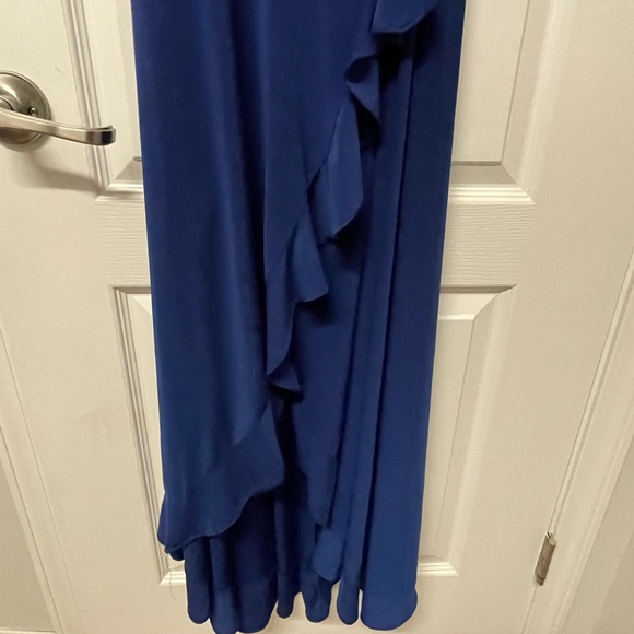 Sleeveless maxi wrap dress with ruffle detailing in a gorgeous shade of blue. - Picture 5 of 10